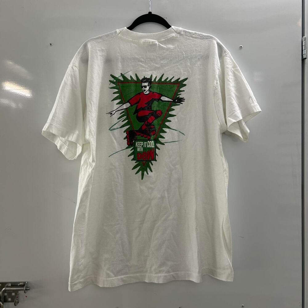 VTG 1990s MTN Dew promo tee